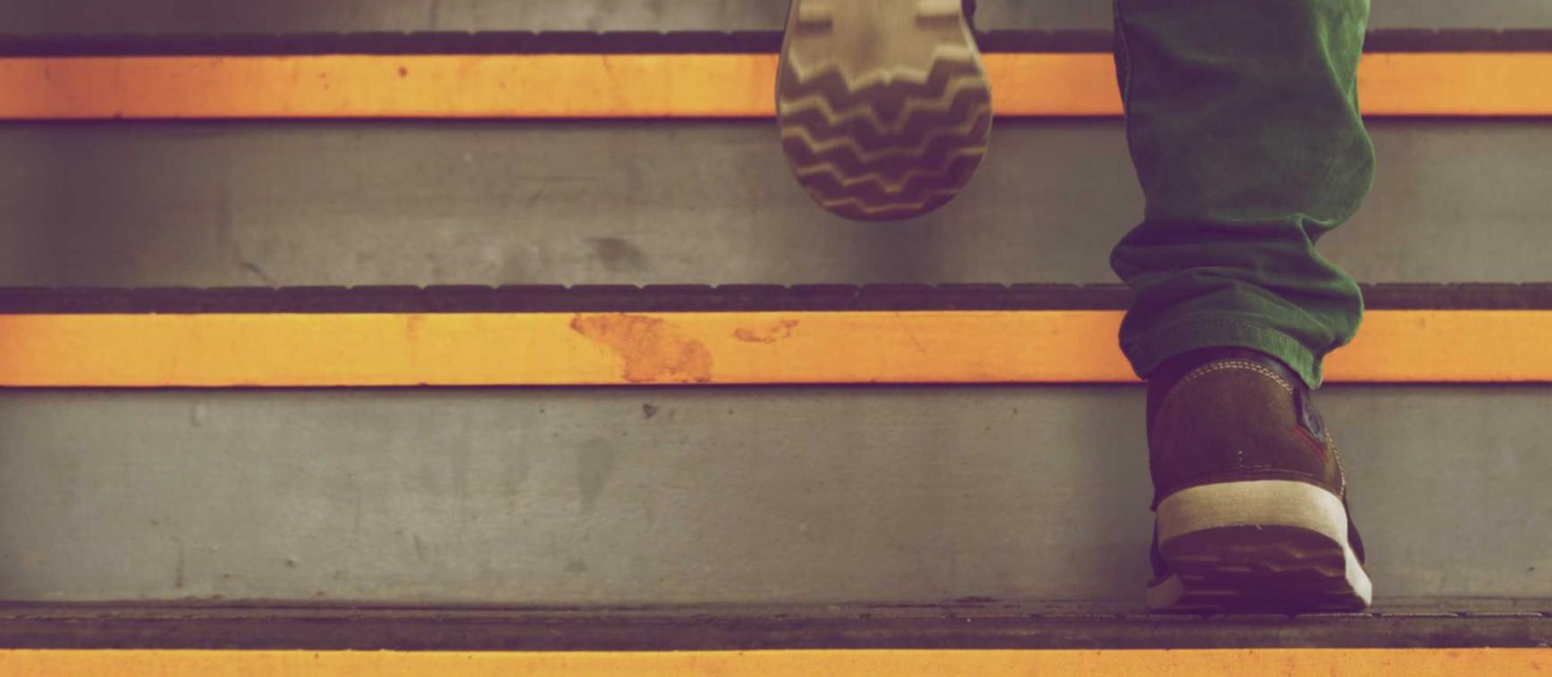 中期移动实名账号：郑州期权开户网站查询平台